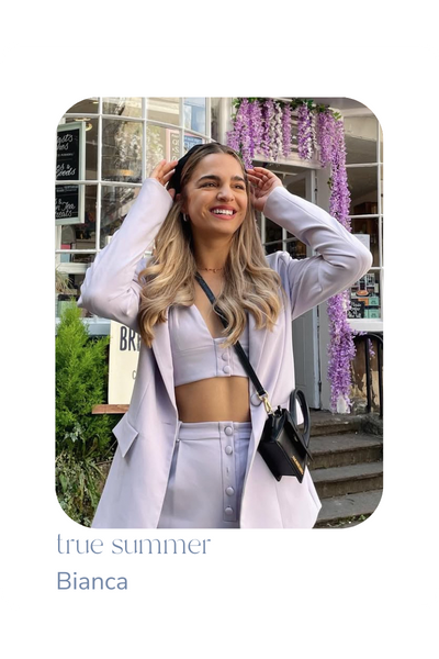 Bianca in ihren Strahlefarben