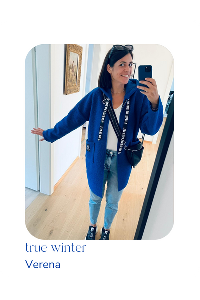 Verena in ihren Strahlefarben